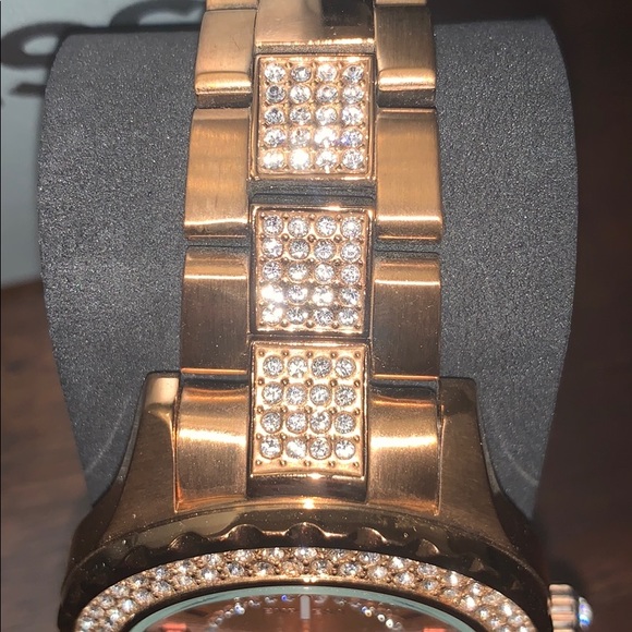 ✨Express Women’s Watch✨ - Picture 3 of 7